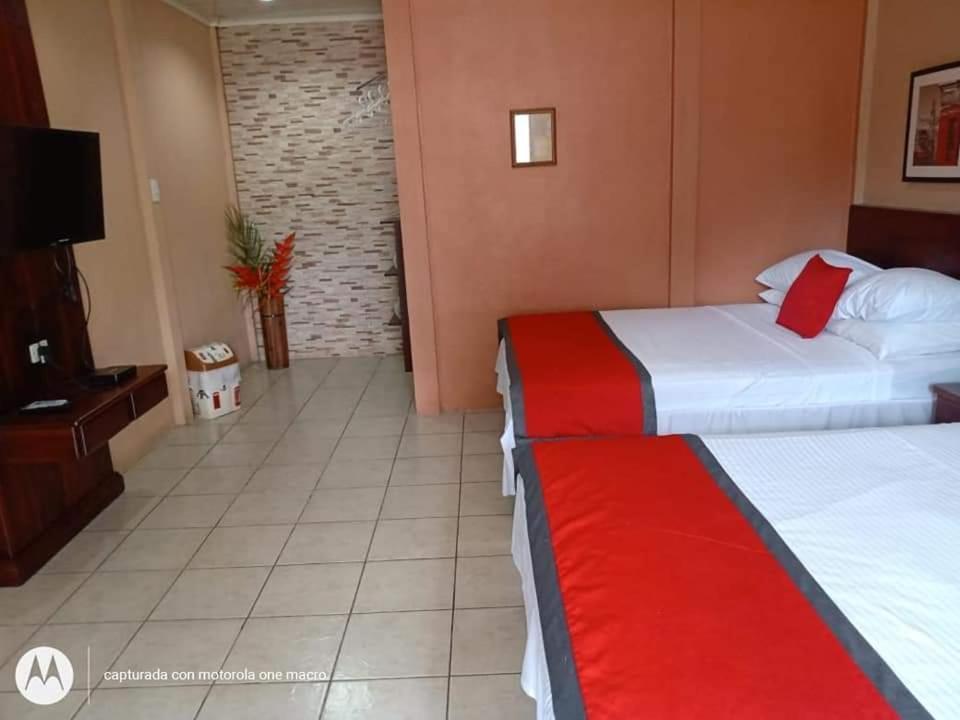 Hotel Boutique Malibu Los Suenos Tigre  ภายนอก รูปภาพ