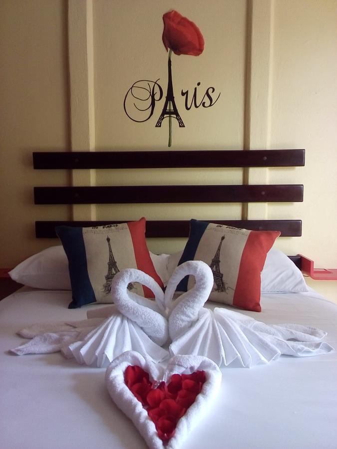 Hotel Boutique Malibu Los Suenos Tigre  ภายนอก รูปภาพ